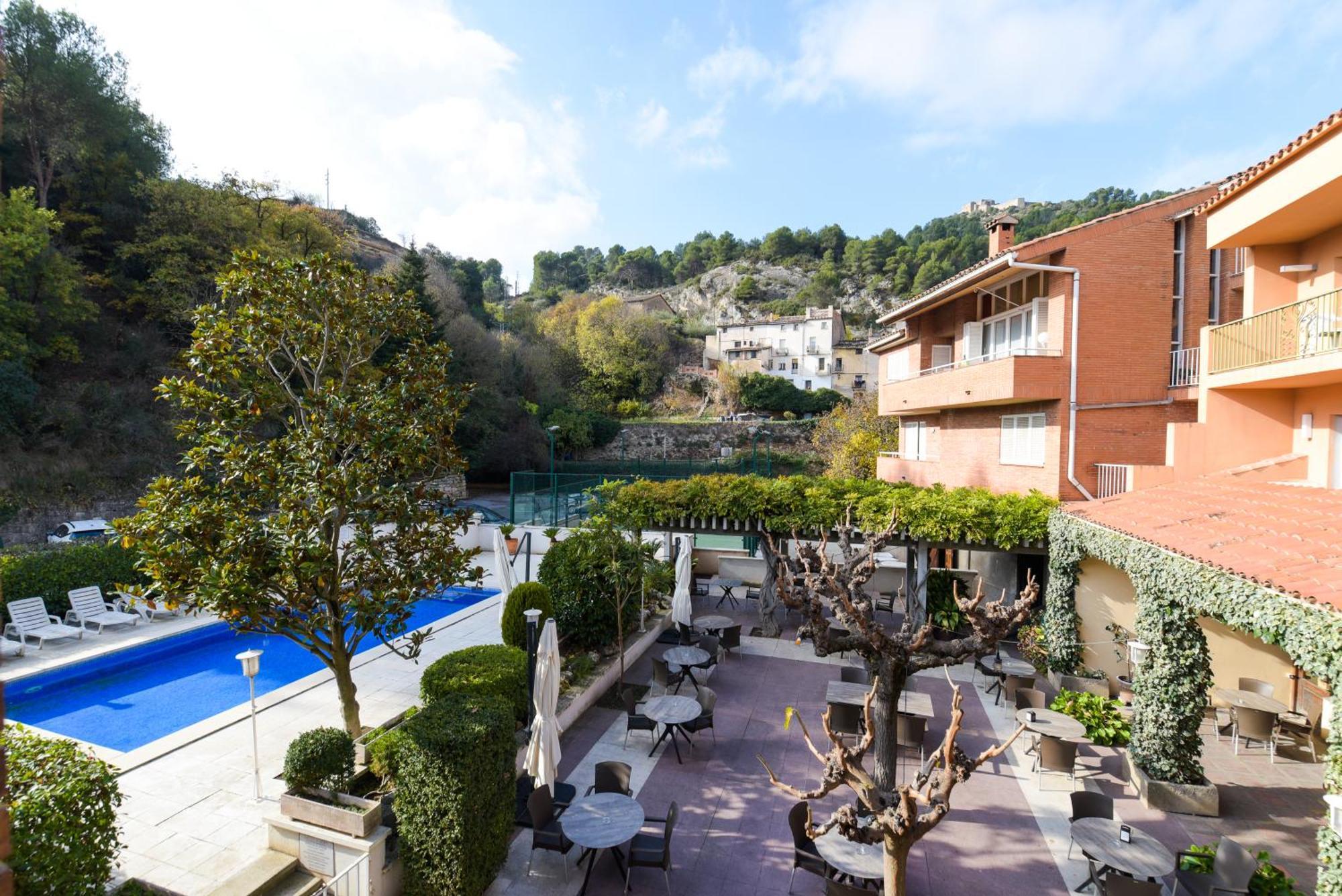 Hotel Robert La Pobla de Claramunt Экстерьер фото