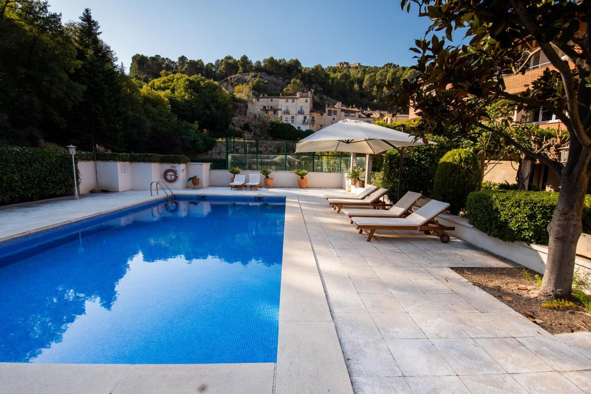 Hotel Robert La Pobla de Claramunt Экстерьер фото